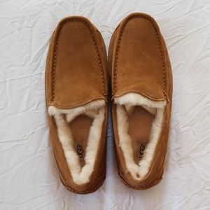UGG Men's Ascot Slipper Size 10